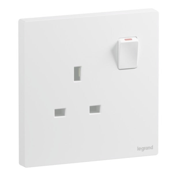 Legrand Galion Up White - Single Socket 13A