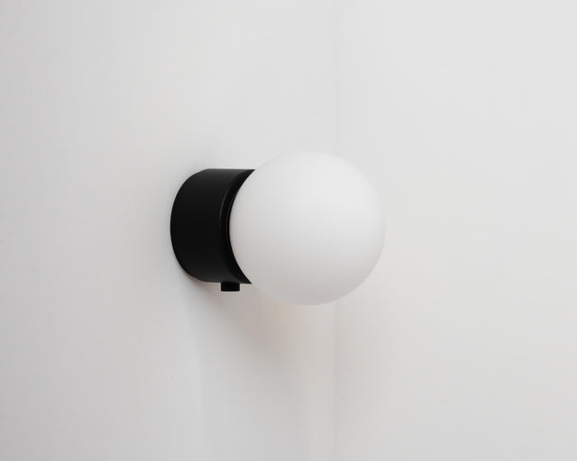 Pellet (Black)