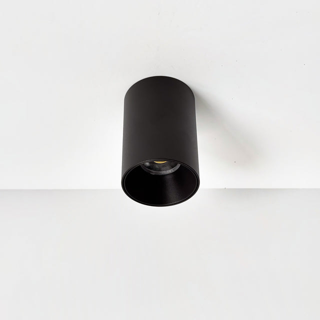 Lumini Black