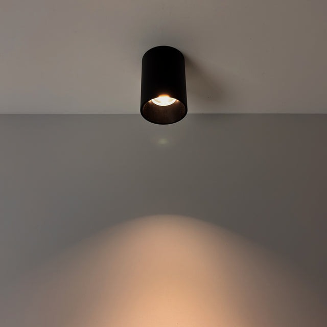 Lumini Black