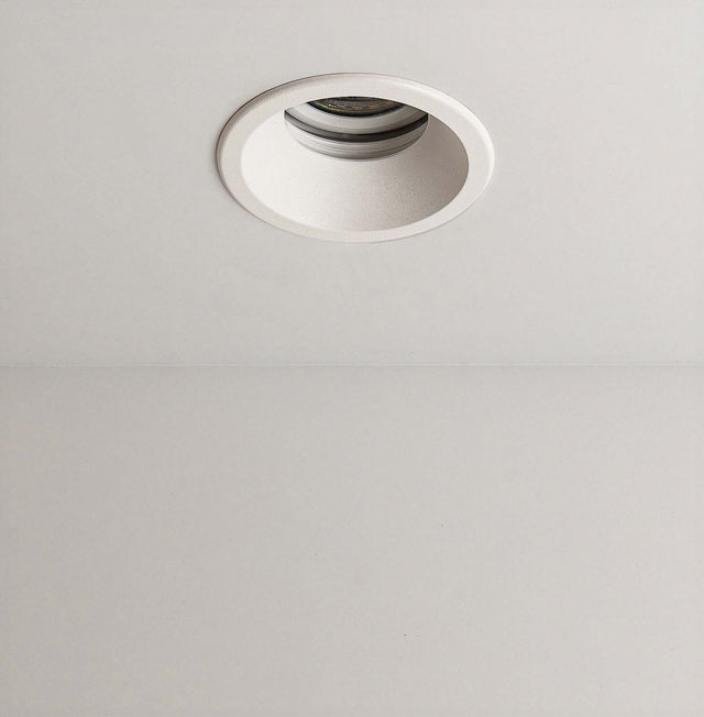 Glisten White